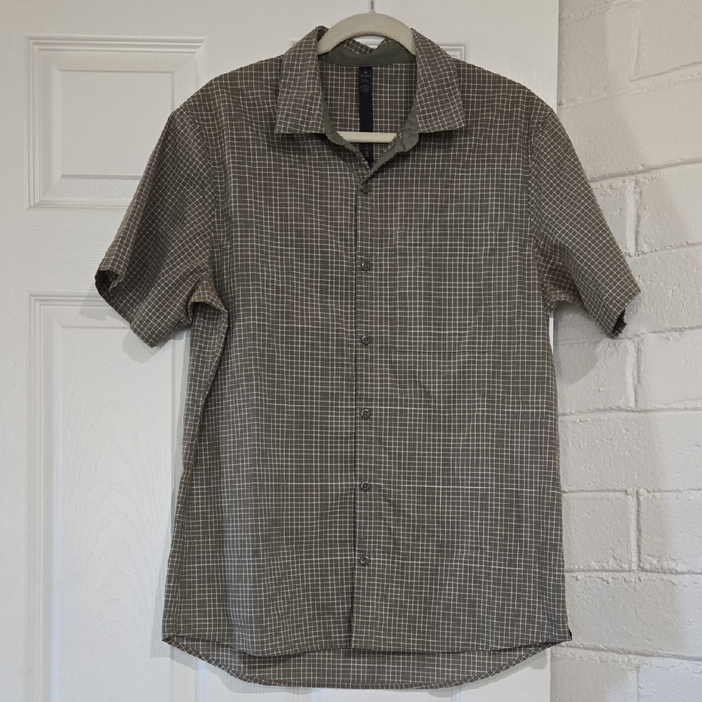 lululemon athletica Men's Gray Checkered Shirt Size Large
